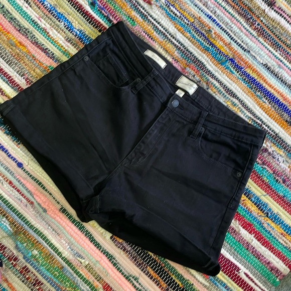 Universal Threads Black MIDI Denim Shorts-#1890+ - Picture 11 of 11